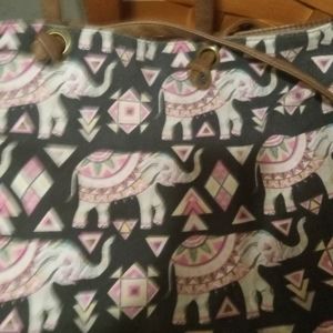Womens aerosptole purse